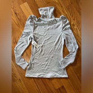 NWT INC Silver Metallic Puff Sleeve